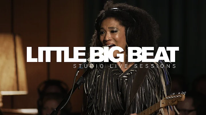 JUDITH HILL - AS TRAINS GO BY - STUDIO LIVE SESSIO...