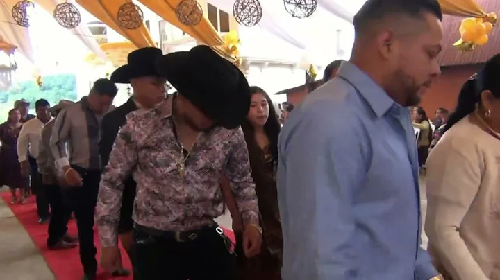 Eugenio Pedro y su Marimba.(celebra...  la boda de...