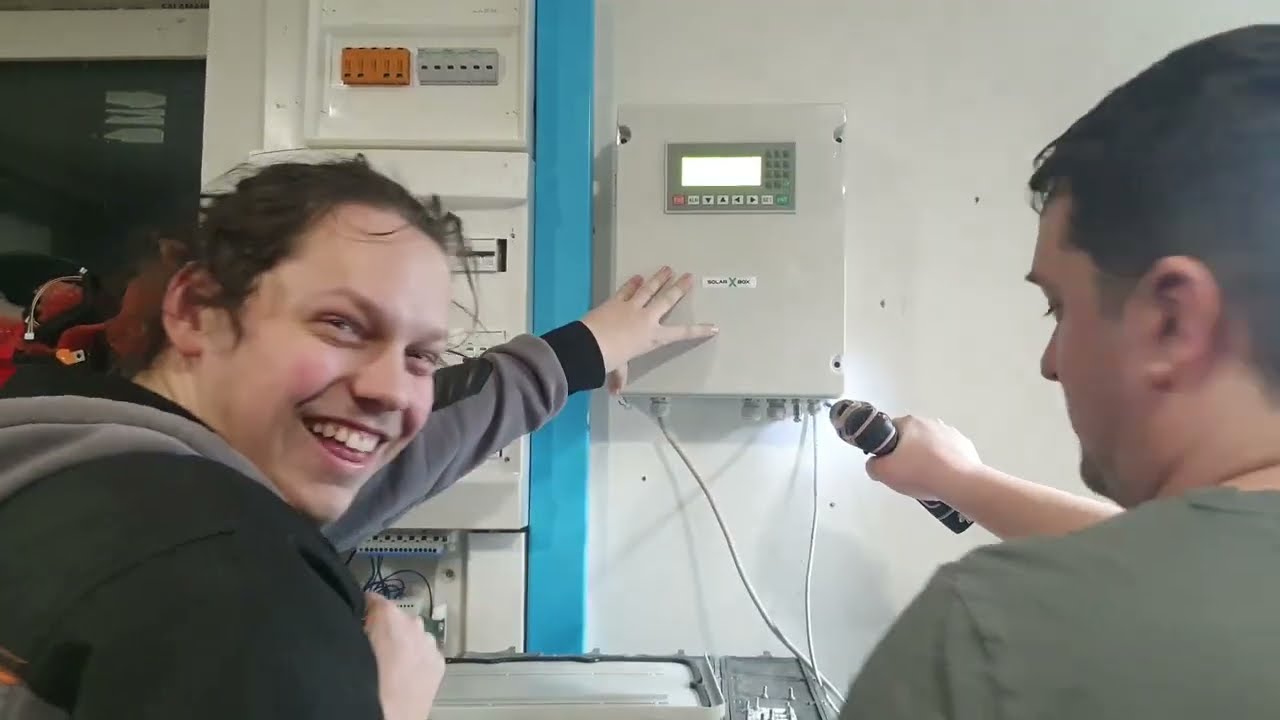 Přebytky z FVE do bojleru snadno a rychle - SolarXbox a profesionální montáž