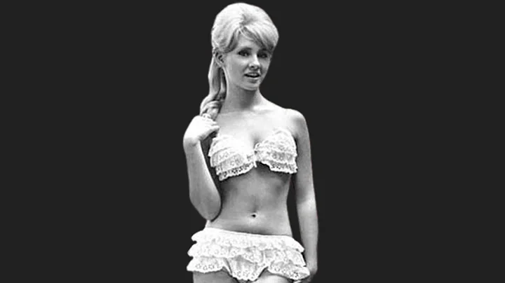 BEST Photos & Facts About Melody Patterson