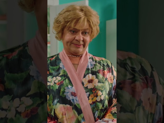 Беньямин Невменяка к вашим услугам  #shorts #приколы #юмор #топ  #смешнойшортс