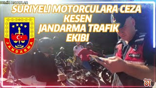 Suriyeli Motorculara Ceza Kesen Jandarma Trafik Ekibi Resimi