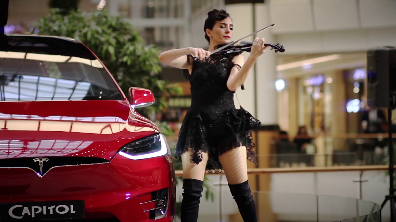 Capitol Tesla Kamera Arkası