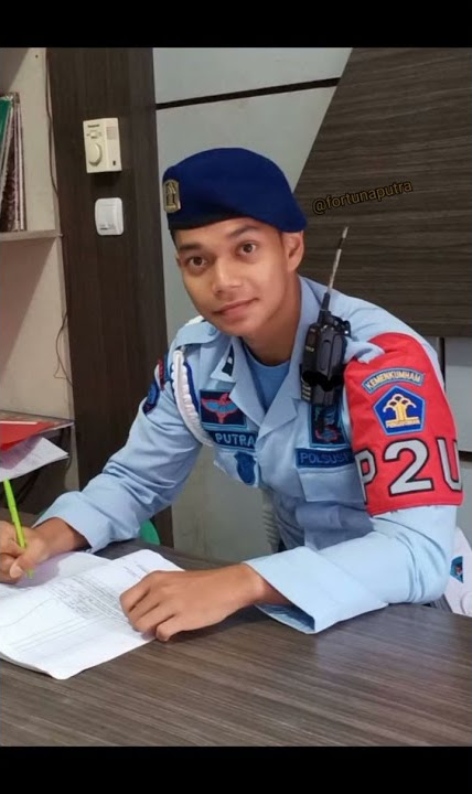 #SeragamPolsuspas #MukamumanisSepertiGula