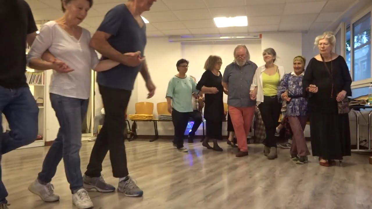 Gavotte de l'Aven ( chorégraphie Bals Folk )