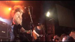 Airbourne - Girls in Black (LIVE)