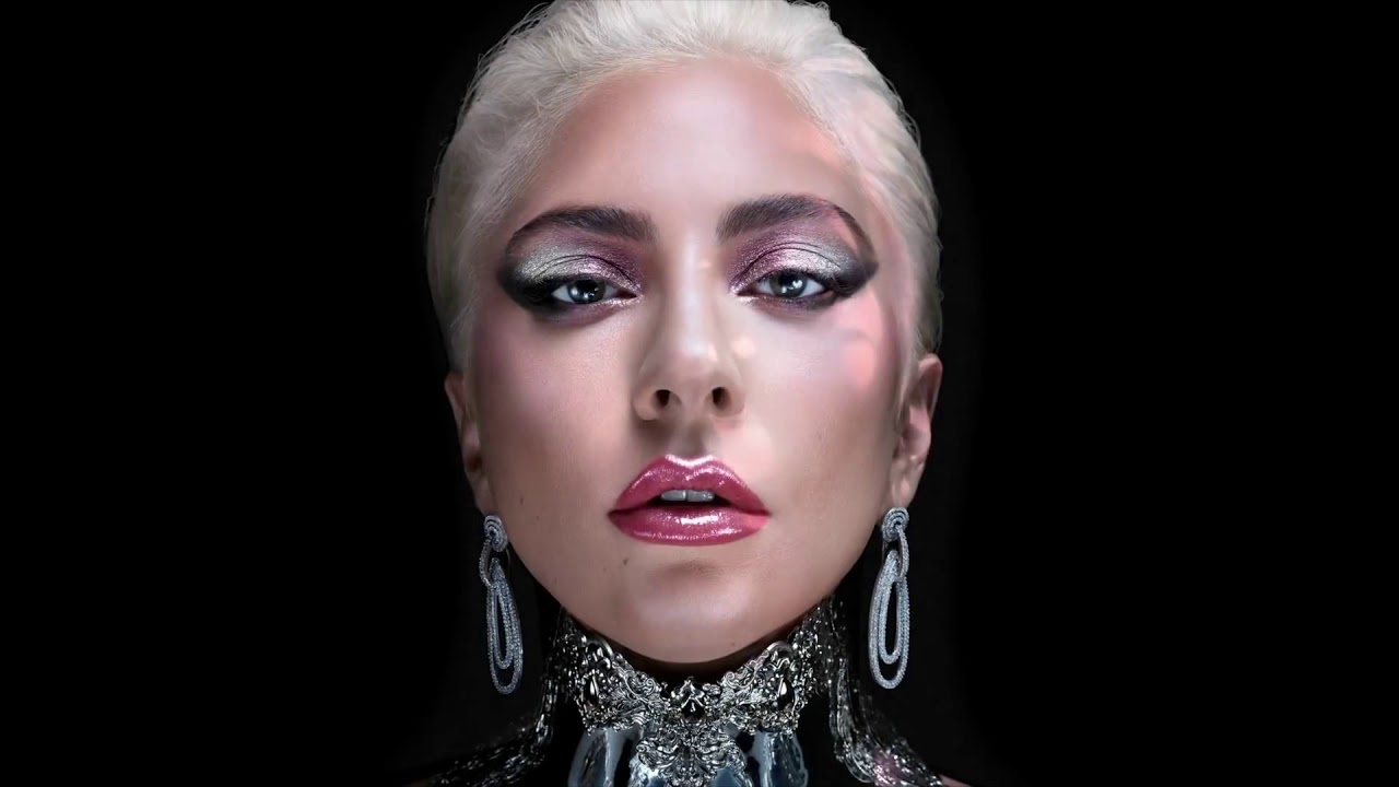 lady gaga - scheiße - 3D (use headphones)