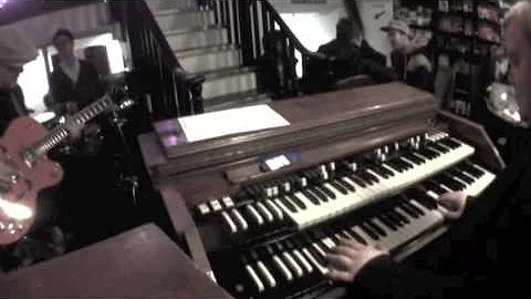 "Along Came John" Organ Grinding Session with Artie Zaitz