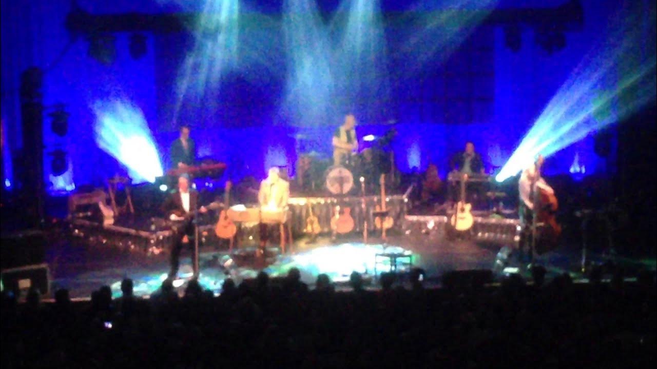 Squeeze Live 2015 - Tempted (by the fruit of another) Squeeze Live 2015 - Tempted (by the fruit of another)