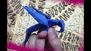 how to make an origami parrot /طريقة صنع ببغاء من الورق رووووووعه