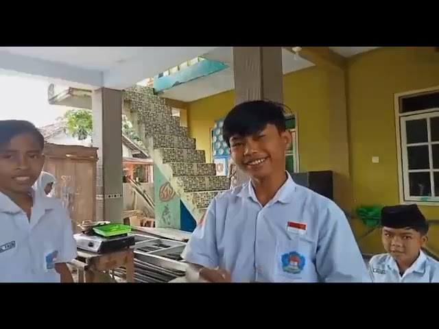 Ujian Prakarya dan Kewirausahaan MTs AS SYAAHIDIEN class=