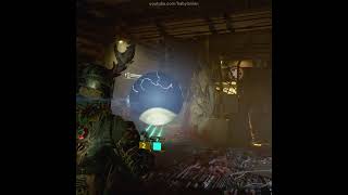 I love the needlessly realistic details in Dead Space (2023)