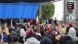 Big Sean & Kendrick Lamar Perform “Blessings” At Nickerson Garden Projects Resimi