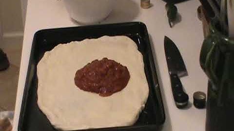 Making pizza using Trader Joe