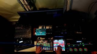 New Riff - Synthwave Breakbeat Electro Funk Jam