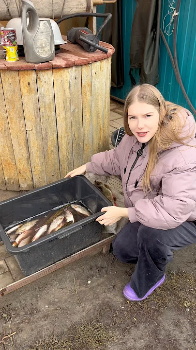 Мен қызымды ұйықтатып, шешіндім.