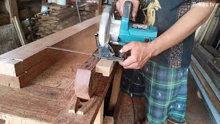 Skill Tukang Kayu yang Luar Biasa !! Cara membuat Kusen Pintu Kayu Minimalis dari Kayu Bekas