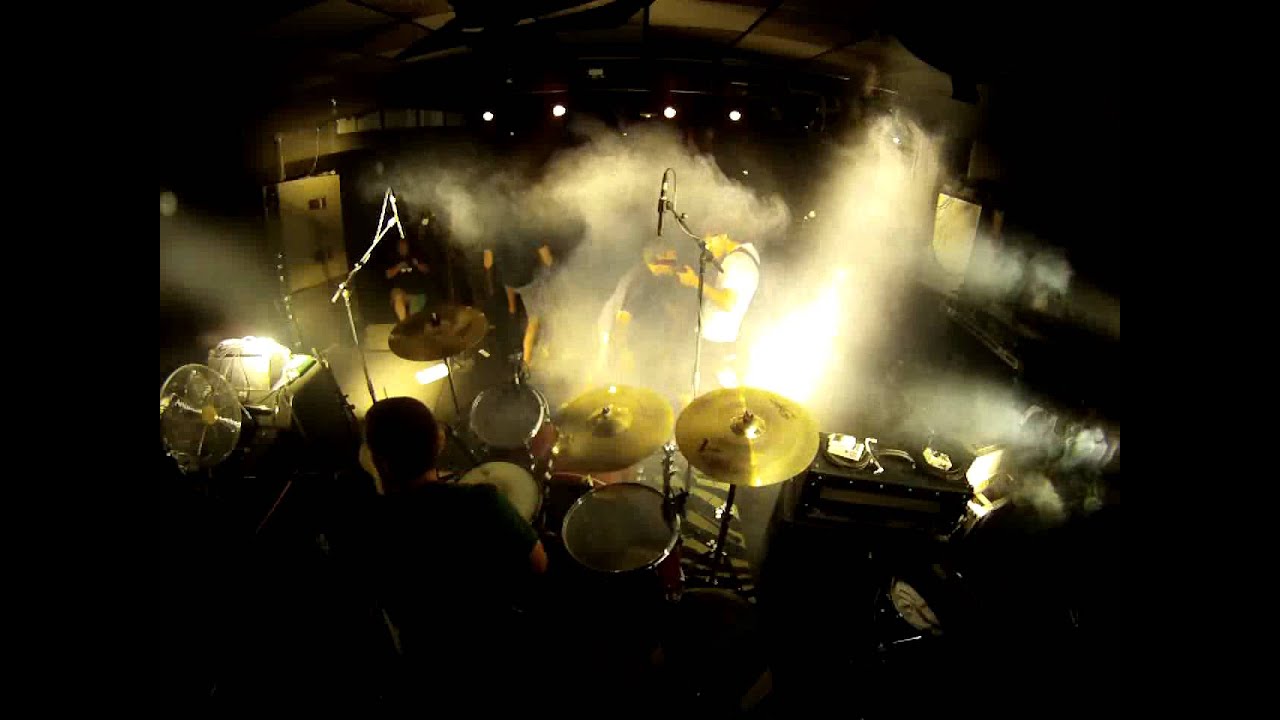 FORUS - Al Bundy, our hero (back view, live, drums part)!!