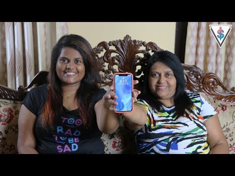 Daughter unlocks moms iPhone X using Face ID! (Apple Security Flaw uncovered)