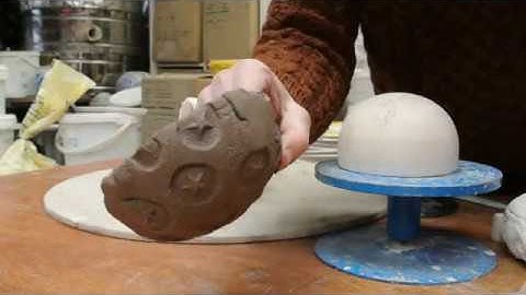 Making a hand built teapot Part 1 - demonstration.