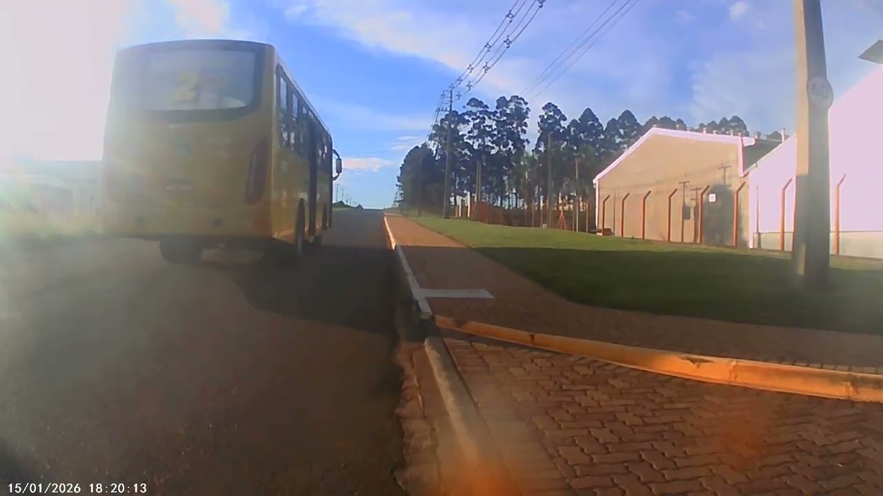 Na s um dia abençoado por Deus ✋🙏 simbora pra casa 🏡🏠🏠 e marcha na magrela 😛😜