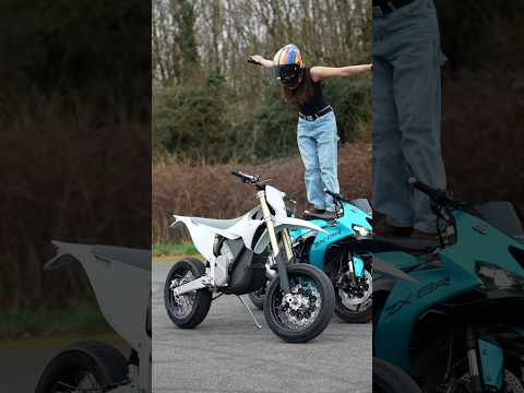 Switch 💪🏻 Which one do you prefer? ⛽️ vs ⚡️