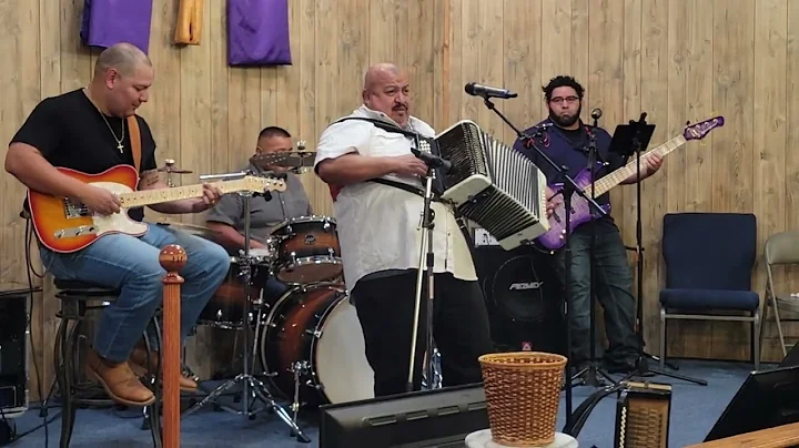 Sammy Muoz & Friends Live Featuring Ralph Flores