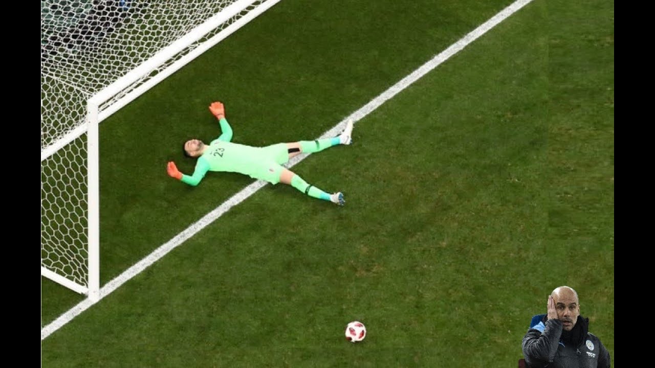 Unbelievable saves in football Best goalkeepers of the world