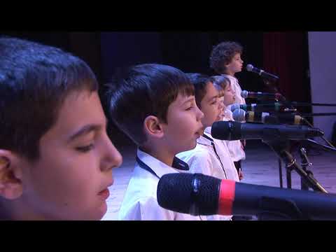 Песня Ты слышишь мама Автор текста и композитор Анастасия Чешегорова