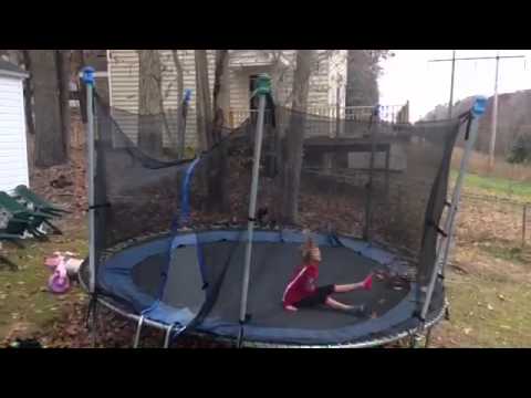 Front tuck tutorial (on trampoline) - YouTube