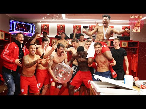 Trophy Handover, Beer Showers & Locker Room Party | FC Bayern Championship Celebration 2019