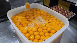 300 Eggs! Making 800 Servings of Homemade Waffle Dough / 800인분 수제 와플 반죽 만들기 / Korean Street Food