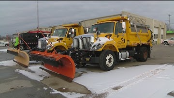 MoDOT and City Crews Working Hard to Keep Roads Clear