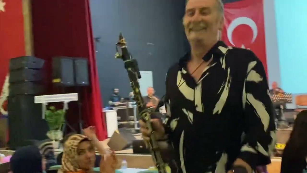 20.05.2024 Yeşilçam Şarkıları Konserimizde TRT İstanbul Radyosu klarnet sanatçısı Tanju Erol sahnede