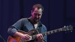 Jonathan Kreisberg Quartet Plays Everything Needs Something