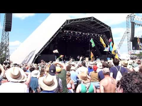 Rolf Harris sings Waltzing Matilda Pyramid Stage @ Glastonbury Festival 2010