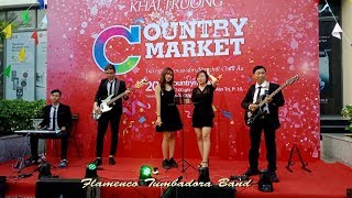 Acoustic và Flamenco Tumbadora Band Biểu diễn khai trương Country Market