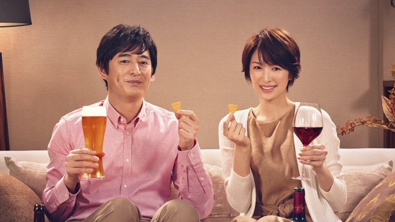 博多大吉と吉瀬美智子 夫婦役で初共演 生チーズのcheeza 新テレビcm チーザなひととき 編 Youtube
