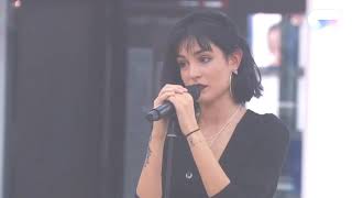 Vídeo de Another Stupid Love Song