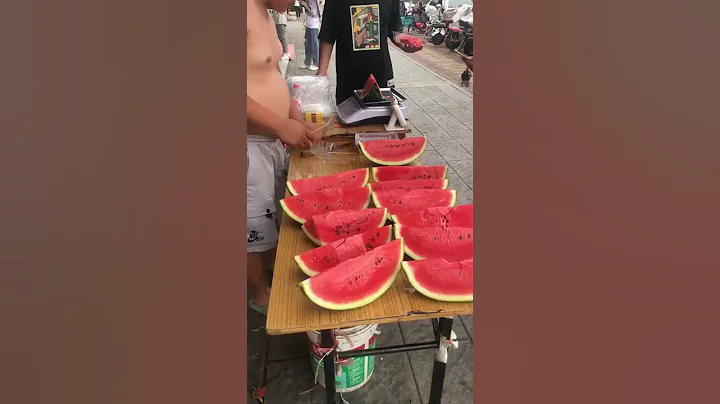 Satisfying ASMR Watermelon Cutting Skills 🍉 #shorts #streetfood - DayDayNews