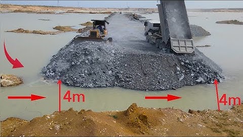 Best Action build new Road in big Lake Bulldozer komatsu push big stone into water