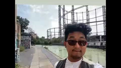 Summer walks along Regents Canal river London