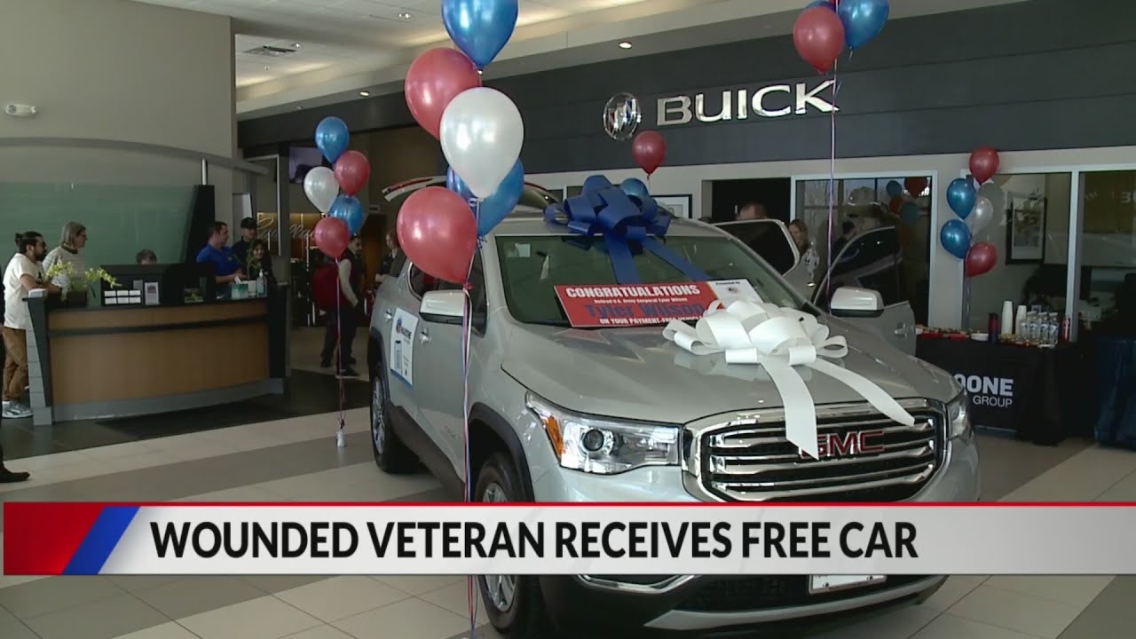 Decorated wounded veteran gifted payment free car for Veterans Day