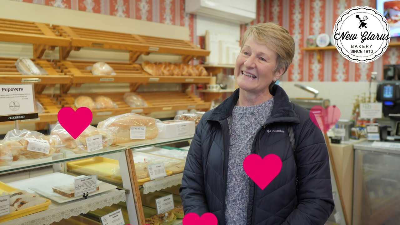 Udder Bread Returns! A Crusty Wisconsin Tradition You Can Only Get in June 🐄🍞