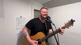 Beautiful Day - U2 (acoustic cover by Chris Coatman)