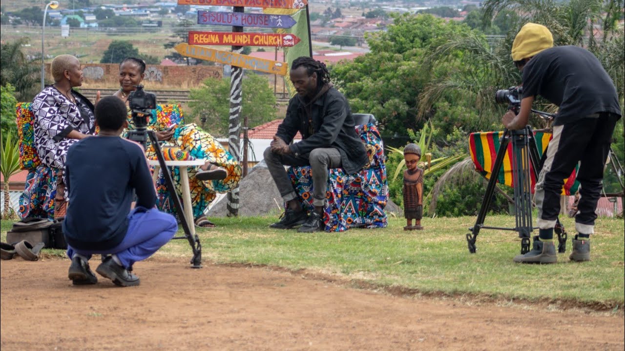 QueenSoulVibes SA, in collab with 