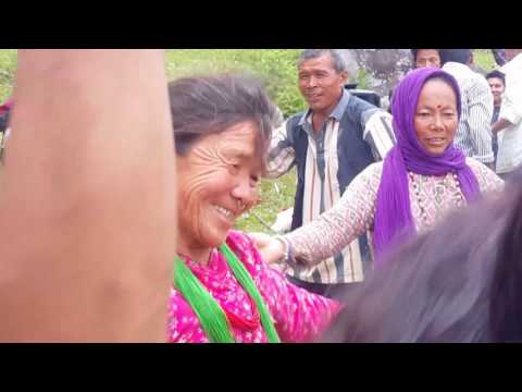 माओवादीले जिते पछि यसरि नाछे चालिसेबासीहरु //