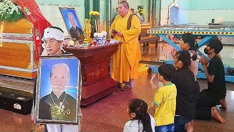 Tang lễ bà (nguyễn thị ưa)gia đình tiếc thương đưa tiễn tại hoa viên BD 