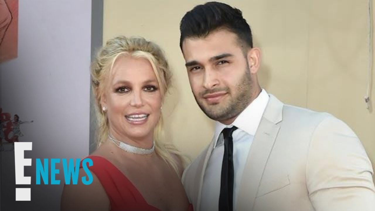 Britney Spears Sparks Engagement Rumors 