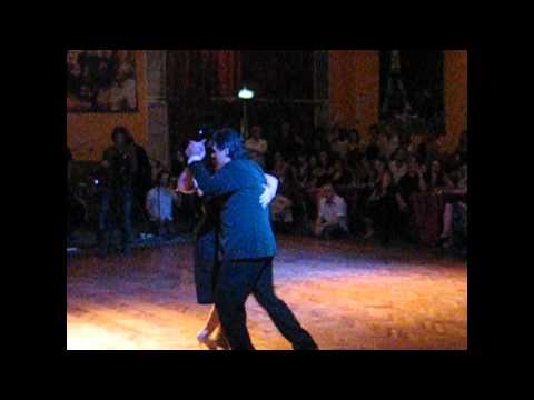 Julio Balmaceda y Corina de la Rosa en Salón Canning - enero 2011, Part 1